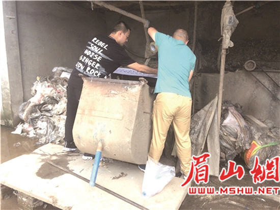 东坡区扎实开展工业企业污染源的关闭和治理工作_副本1.jpg