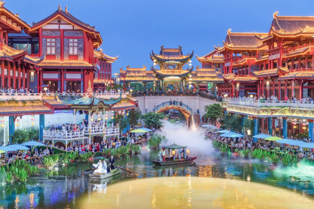 夜间经济——眉山穿越盛世水街.jpg
